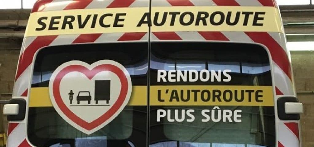 area-aprr-adhésif-maac prod-securite-autoroute-tuto-notice-covering